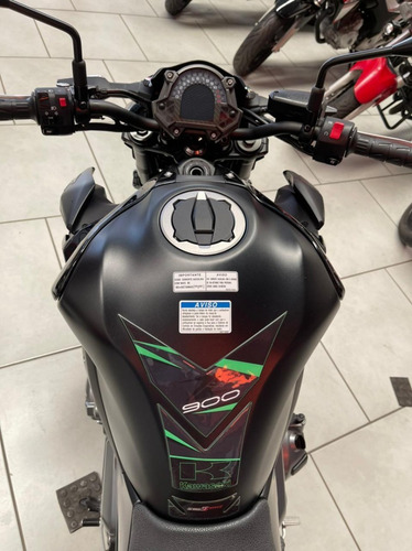 Imagem 4 de 4 de Z 900