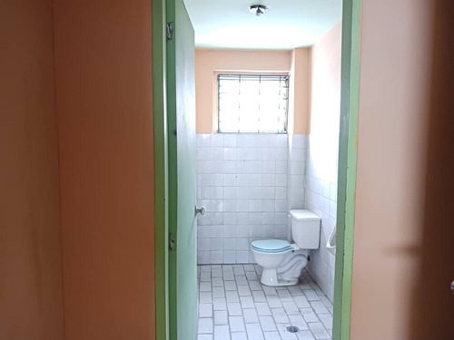 Imagen 21 de 23 de Fernando Guerrero Vende Local En San Blas En El Conj. Residencial Comercial Imperio