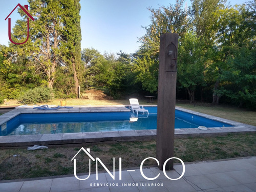 Imagen 15 de 16 de Venta Casa Con Jardín Y Pileta, Cinco (5) Ambientes, Barrio La Carolina, Ciudad De Córdoba.