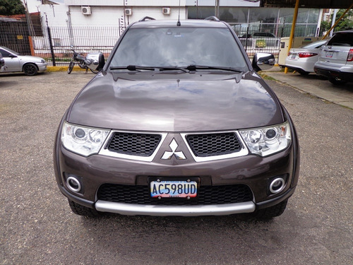 Imagen 2 de 10 de Mitsubishi Montero Sport 2014 4x4 Automático