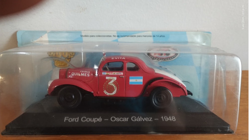 Ford Coupé Galvez 1948 1:43 Quilmes Evita