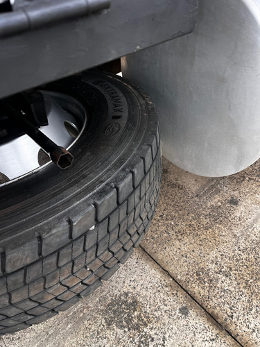 Vw Constellation 24-330 4 Eixo 8x2 30-330 Teto Alto Leito