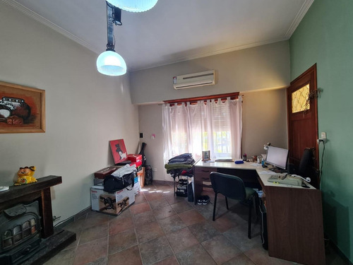 Imagen 5 de 17 de Casa Apta Para 2 Familias Acepta Permuta!!!!!