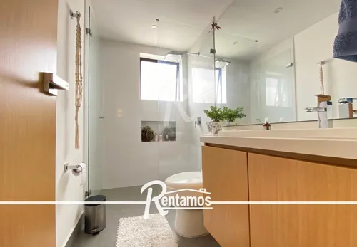 Apartamento En Arriendo En El Poblado. Cod A9658