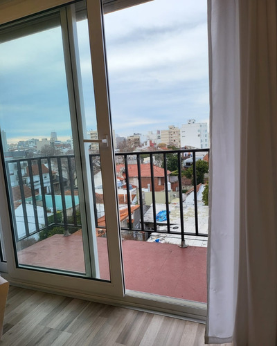 Imagen 16 de 17 de Mar Del Plata- Departamento 3 Ambientes Al Frente Con Balcón