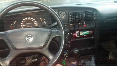 Imagem 6 de 15 de Chevrolet Omega Suprema Gl