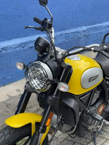 Ducati Scrambler 800 Icon