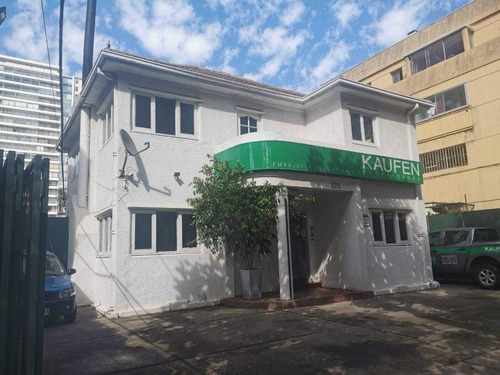 Se Vende Excelente Casa Comercial En Privilegiada Ubicación