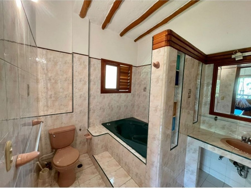 Imagen 17 de 28 de En Venta Casa Hato Royal, Guataparo.