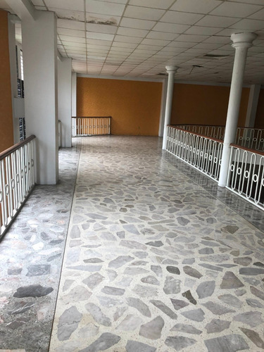 Imagen 5 de 7 de Rento Local/salon, Division Del Norte, Altamente Comercial