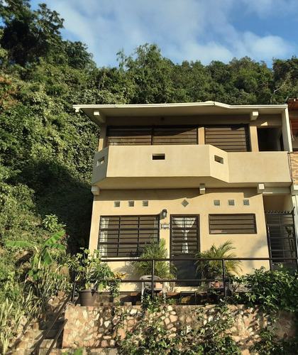 Casa Chica Con Vistas Grandes In Puerto Vallarta