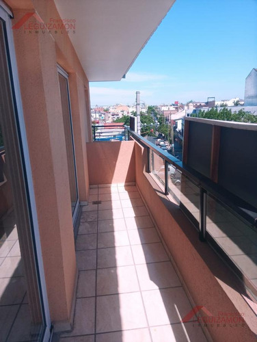 Imagen 2 de 15 de Balcon Al Frente - Muy Luminoso - 45m2 - Ascensor - Parrilla - Terraza Comun