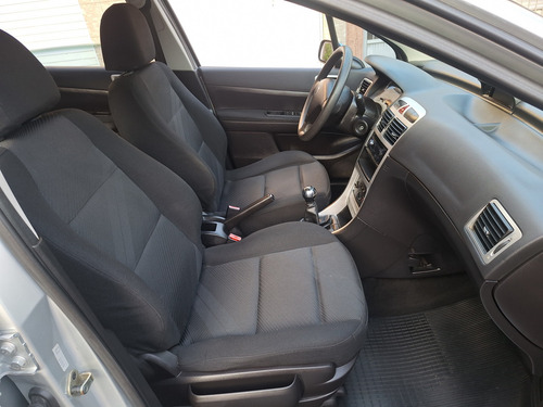 Peugeot 307 1.6 PRESENCE 16V FLEX 4P MANUAL