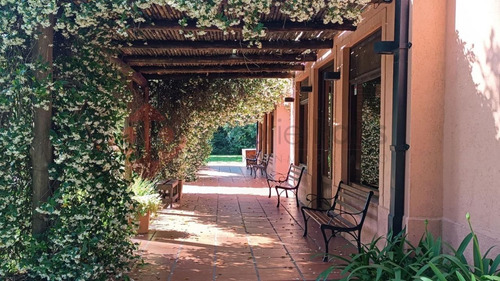 Venta De Casa 4 Ambientes En Lomas De San Francisco, Luján