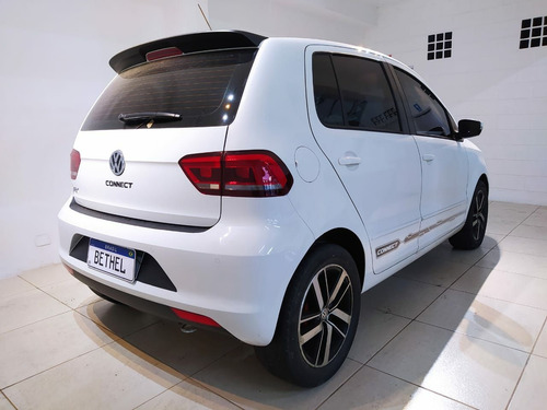 Imagem 8 de 12 de Volkswagen Fox 2019 1.6 Connect Total Flex 5p