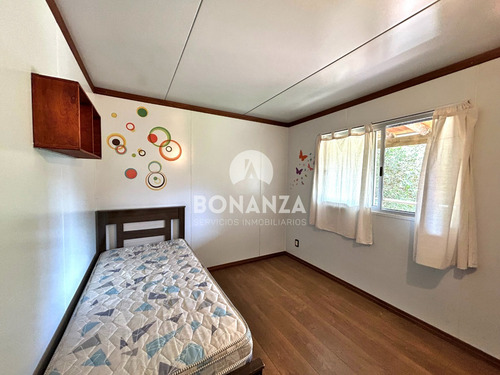 Imagen 10 de 17 de Casa En Venta En Playa Hermosa, Piriápolis. 2 Dormitorios, 1 Baño. Oportunidad!
