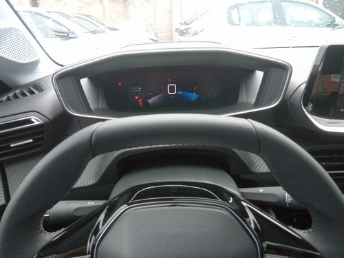 Peugeot 208 Allure 1.6 L Na
