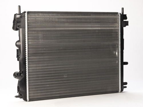 Imagen 2 de 4 de Radiador De Agua Renault Logan 1.6 Luxe