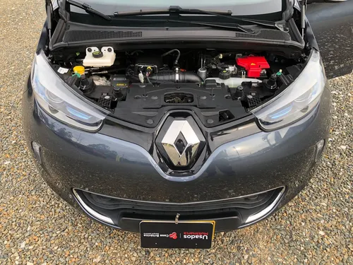 Renault Zoe At 4x2