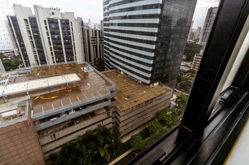 Imagem 10 de 15 de Flat No Brooklin Com Localização Privilegiada Próx A Av. Dr. Chucri Zaidan E Av Nações Unidas. - Sf2640