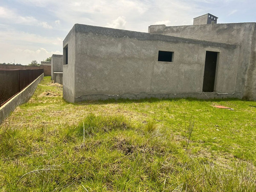 Se Vende Terreno Con Casa En Obra Gris Cacalomacan