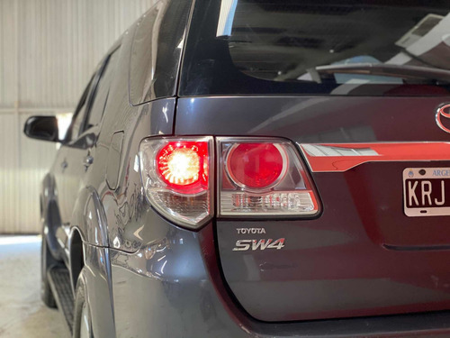 Toyota Sw4 3.0 Srv Cuero I 171cv 4x4 2012