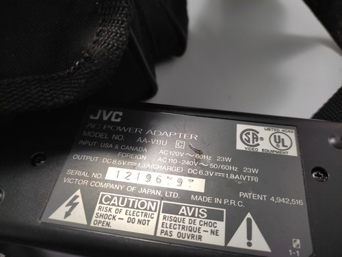 Case Jvc Só Bolsa P Filmadora C Carregador Controle E Fita (Usado)
