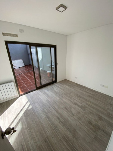 Imagen 17 de 22 de Nuevo Precio - Excelente Ph - 3 Amb - Pb Frente - Cochera Y Patio - A Estrenar