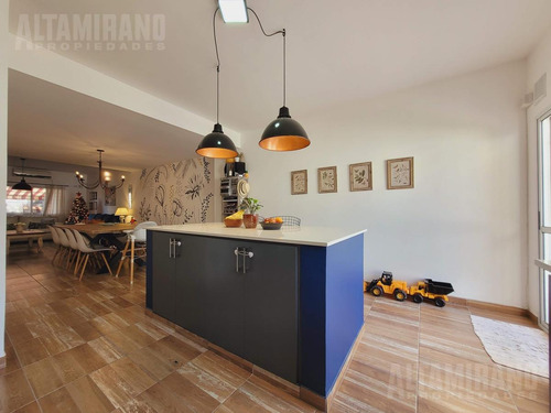 Imagen 6 de 30 de Gran Dúplex 4 Ambientes 120 M2 Cub. Cochera Y Jardin . Posesion Inmediata Visite !