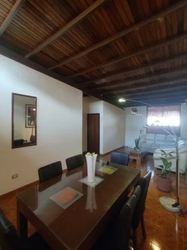 Imagen 9 de 12 de Se Vende Casa Barata En Zona Norte De Maracay - Vr