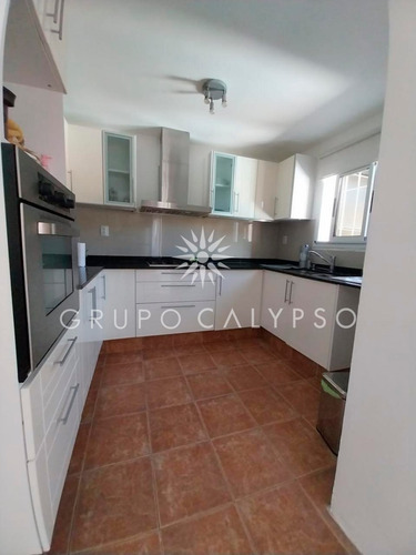 Oportunidad! Financiacion! Casa 3 Dorm. 3 Cocheras Pileta Y Seguridad