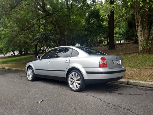 Volkswagen Passat 1.8 Turbo 4p Automática 2004