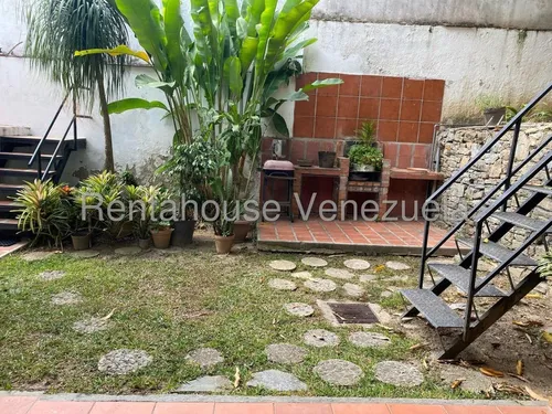 Se Vende Casa En Prados Del Este