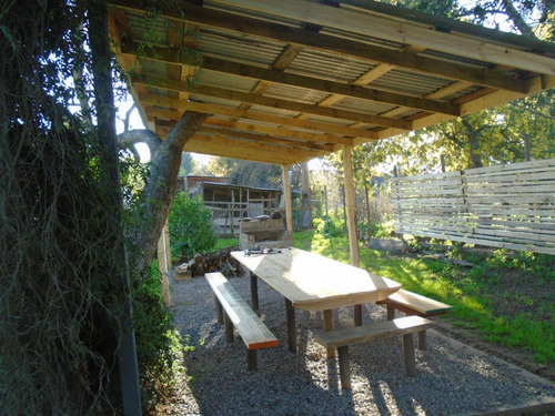 Parcela Con 2 Construcciones. Cercana Acceso Troncal Sur...