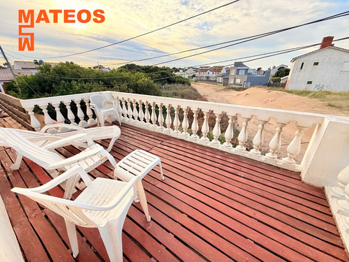 Triplex Al Frente De 5 Ambientes Sobre Calle Asfaltada Zona Céntrica Calle Costanera E/ 84 Y 85 Uf 1