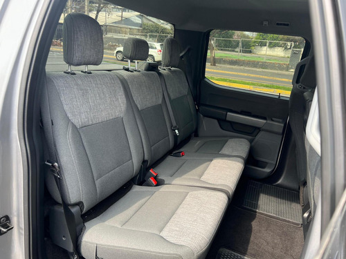 Ford F-150 XLT 3.3 4X2