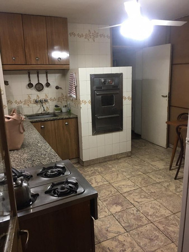 Imagen 5 de 18 de Departamento 4 Ambientes - Recoleta - Cochera