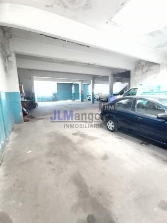 Imagen 8 de 26 de Galpon 500 M2 + 2 Deptos 4 Ambientes