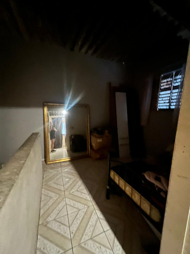 Vende-se Casa: Sala, Cozinha, 2 Quartos + Lavanderia R$ 80 Mil - Aceito Carro
