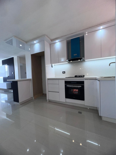 Apartamento Remodelado A Estrenar Lomas De Mañongo. Az