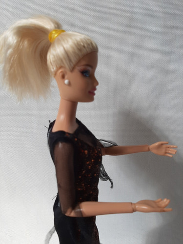 Barbie Mattel 2009 (Usado)