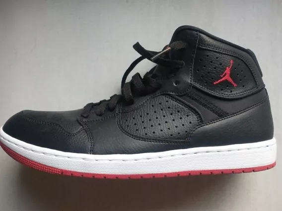 Nike Air Jordan Black Red 11,5 Us