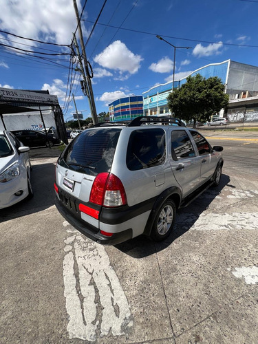 Fiat Palio Adventure 1.8 Con Gnc