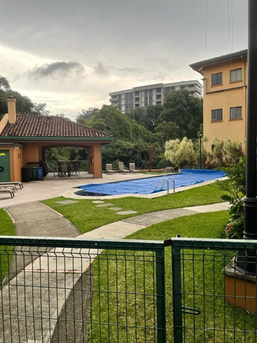 Imagen 8 de 12 de Con168. Alquiler De Apartamento En Condominio En Escazú