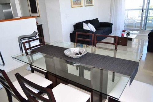 Apartamento En Venta De 2 Dormitorios En Playa Brava