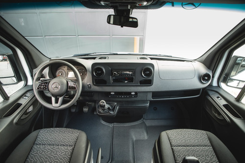 Mercedes-benz Sprinter Minibus 14+1 0km