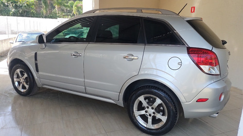 Imagem 9 de 15 de Chevrolet Captiva