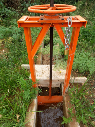 Vende Parcela Agrícola 9 Ha, Colbún, Linares, Derecho Agua