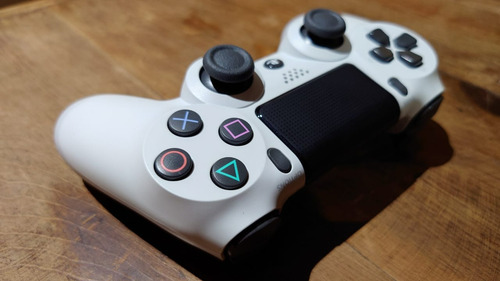 Control Joystick Sony Playstation Dualshock 4 Ps4 Blanco (Usado)