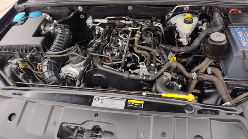 Imagen 5 de 21 de Volkswagen Amarok 2.0 Cd Tdi 180cv 4x4 Highline Pack At 2017
